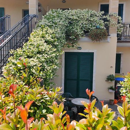 Apartamento Tana Per Gli Ospiti Terni Exterior foto