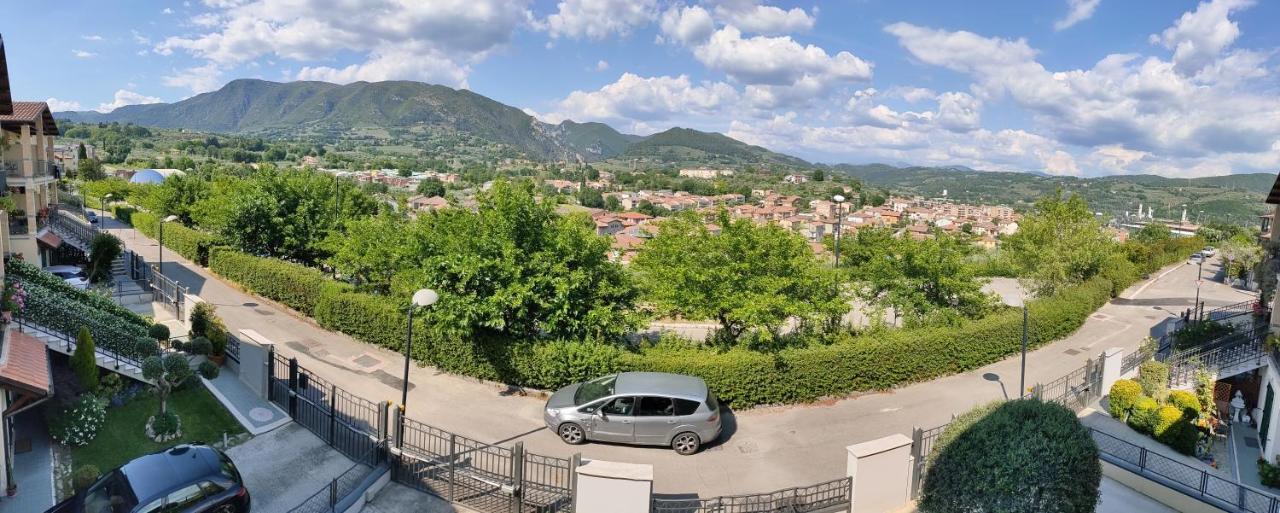 Apartamento Tana Per Gli Ospiti Terni Exterior foto