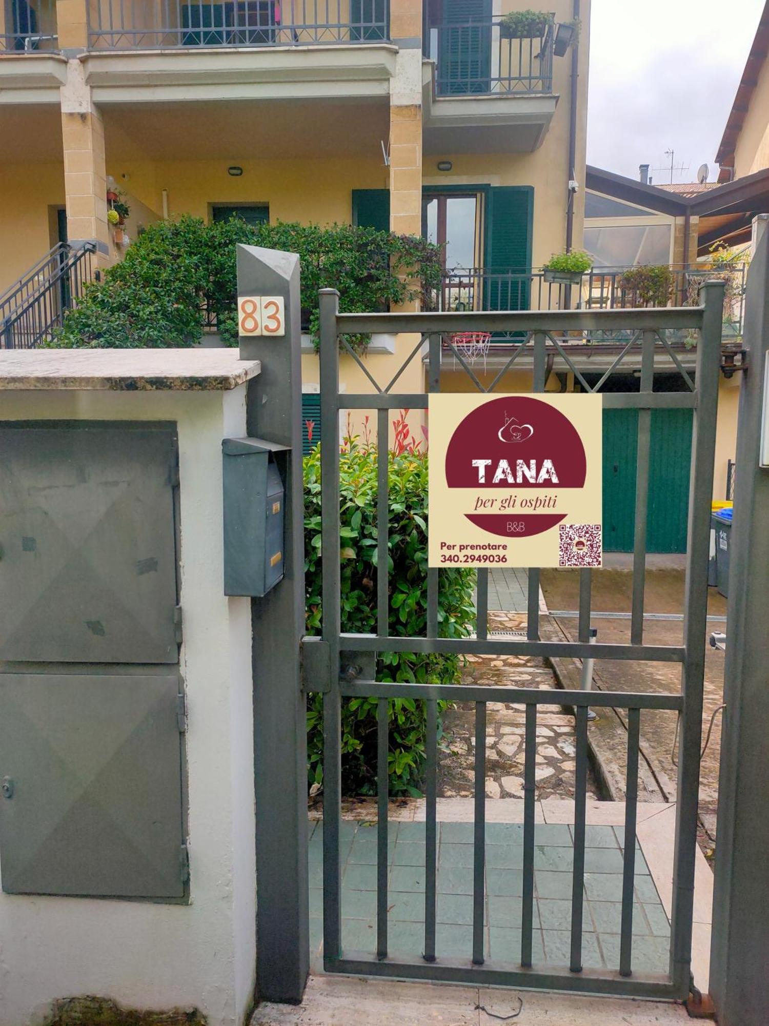 Apartamento Tana Per Gli Ospiti Terni Exterior foto